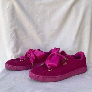 Puma Magenta pink suede low top w ribbon laces